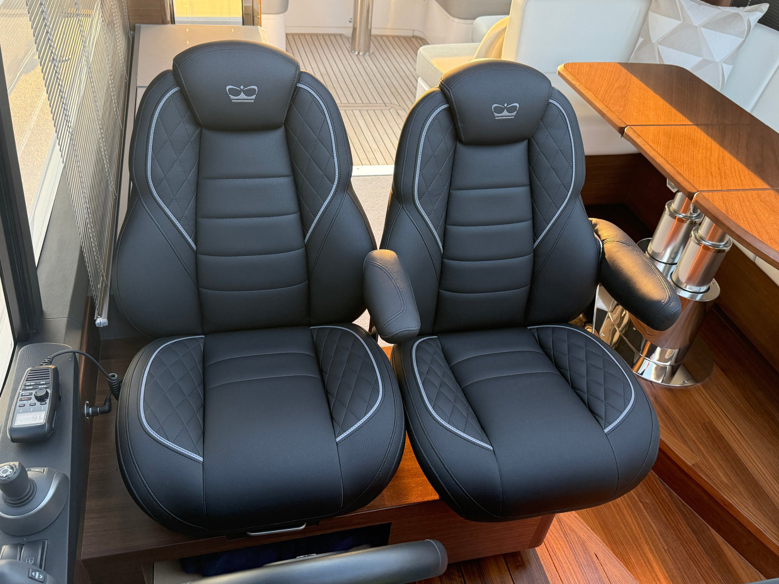 Twin leather helm seats